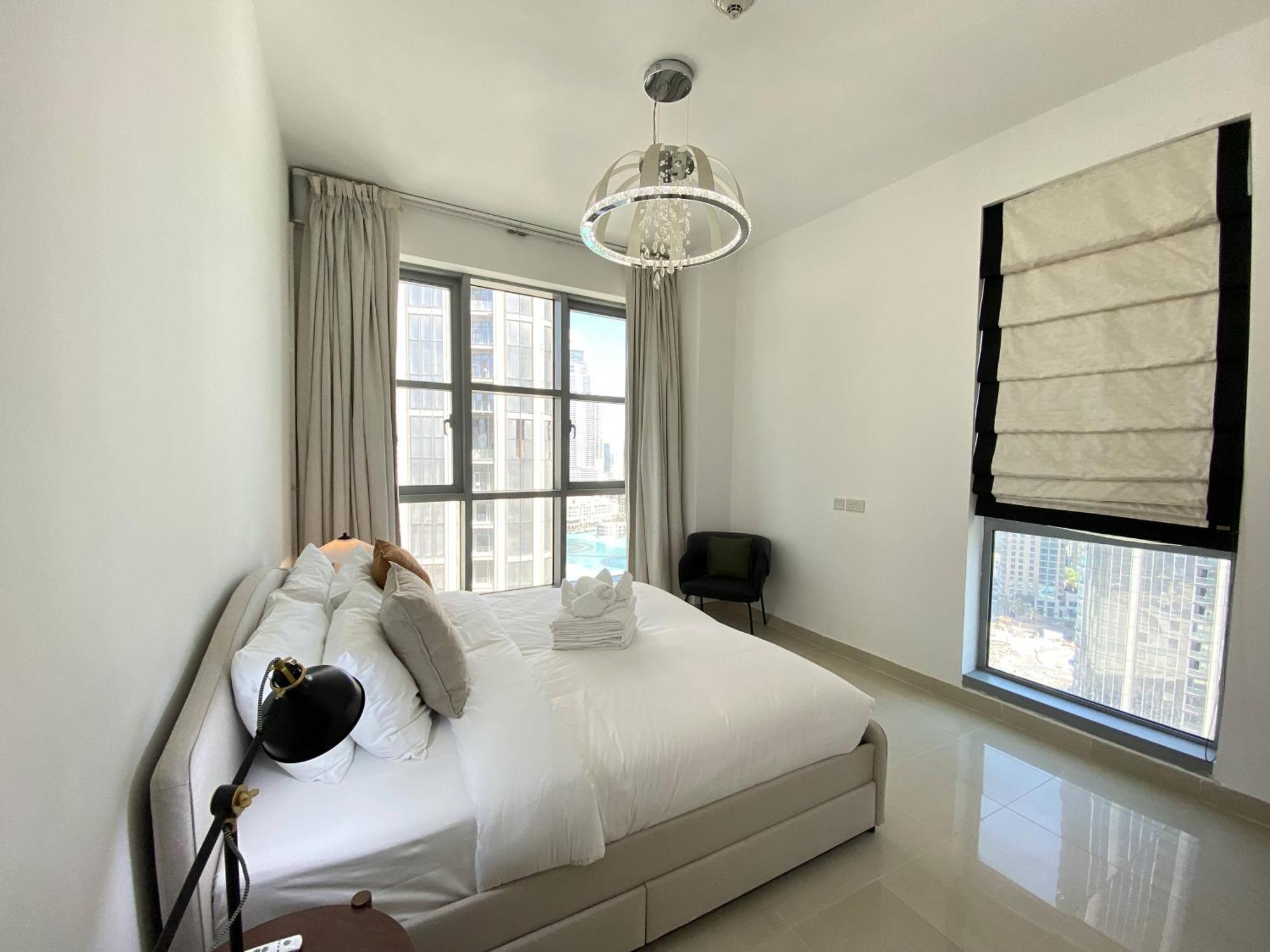 Lux Standpoint Tower Burj & Fountain Views Appartement